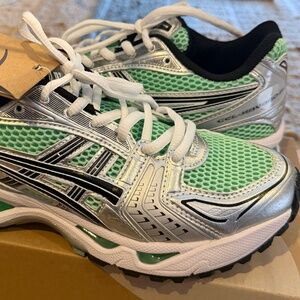 ASICS Gel-Kayano 14 Green/Silvery (Women's) SIZE 6